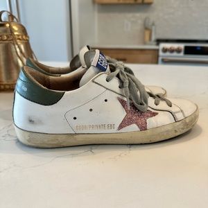 GOLDEN GOOSE superstar sneakers! Size 37 I do not have the box anymore.
